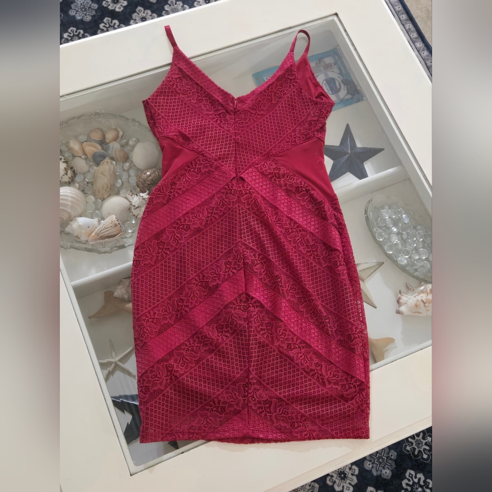 Guess Berry Color Lace Dress - Picture 2 of 5
